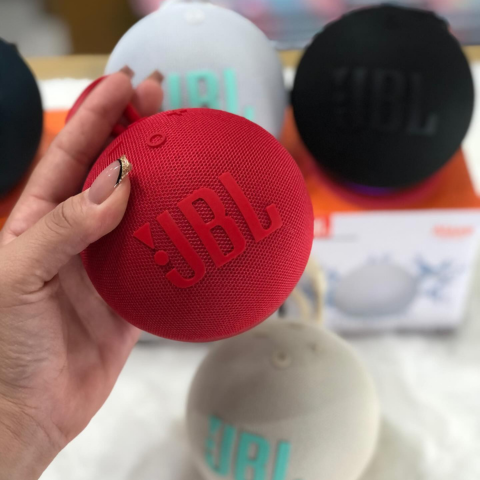 Parlante inteligente JBL con Alexa Pro Max